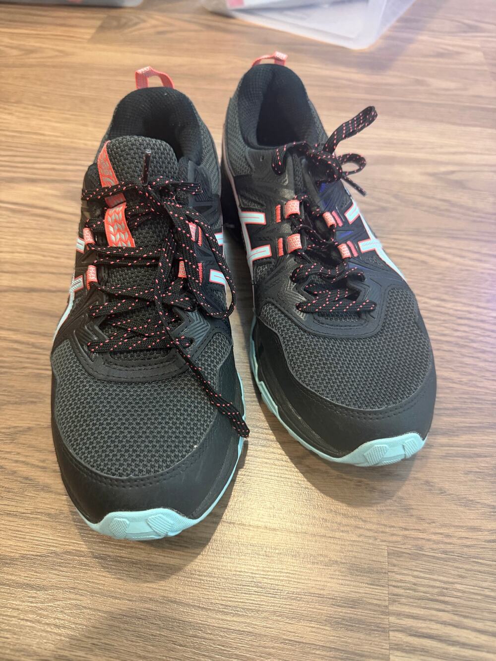 Oasis sneakers women’s shoes GEL VENTURE 8 Wide SZ 9.5